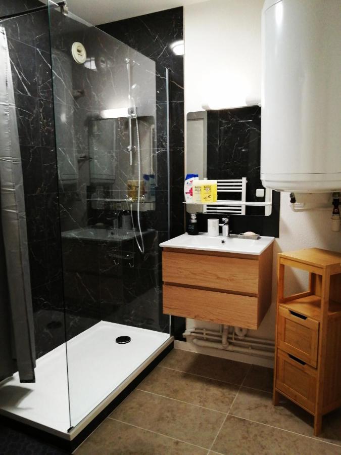 Appartement Cosy Proche Gare - Fibre Optique Et Parking アングレーム エクステリア 写真