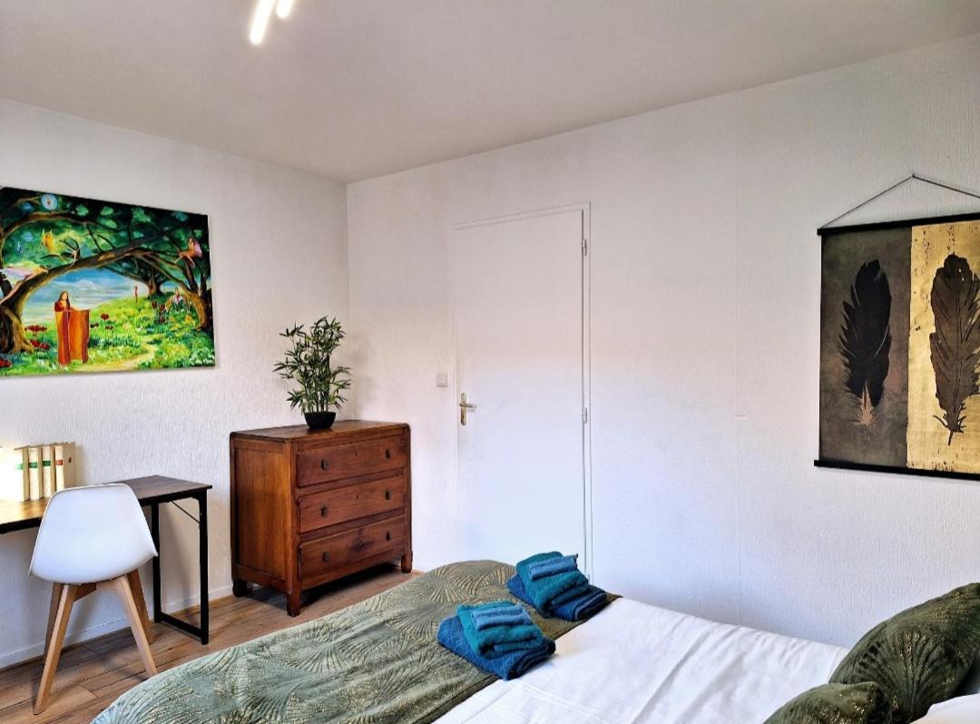 Appartement Cosy Proche Gare - Fibre Optique Et Parking アングレーム エクステリア 写真