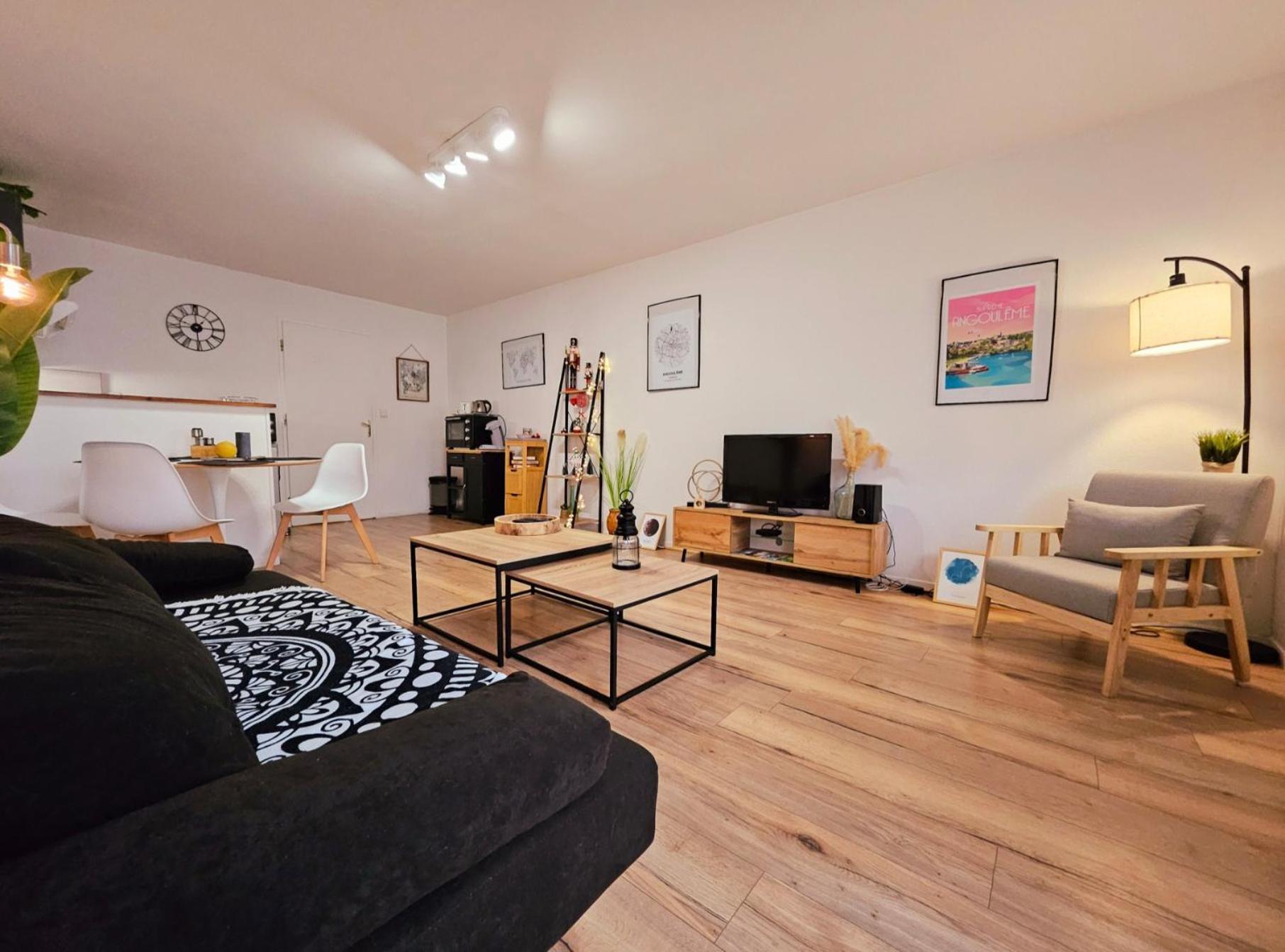 Appartement Cosy Proche Gare - Fibre Optique Et Parking アングレーム エクステリア 写真